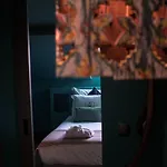 34 Guest house