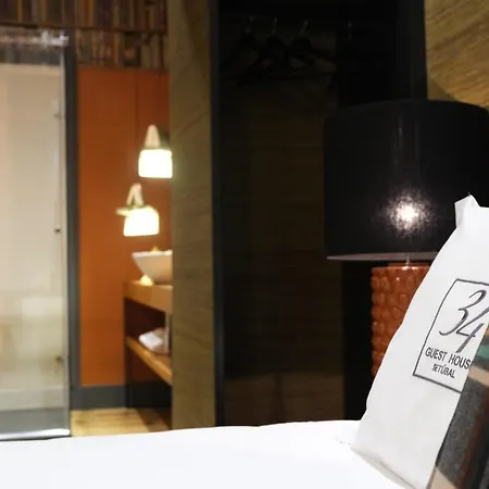 Hotel 34